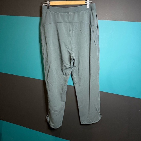 Lululemon Athletica Gray and Green Track Pants with Relaxed Fit cotton blend - Picture 4 of 11